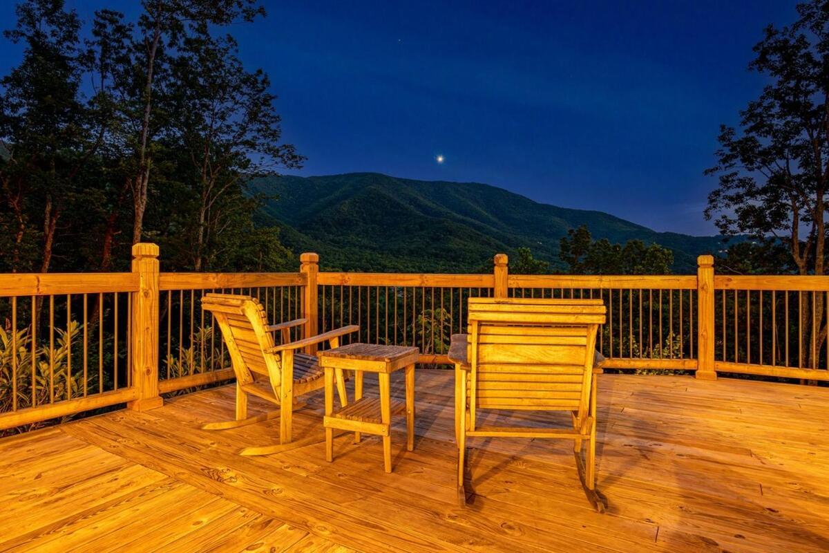 Willa Firefly Cove - Private Theater And Mountain Views! Sevierville Zewnętrze zdjęcie