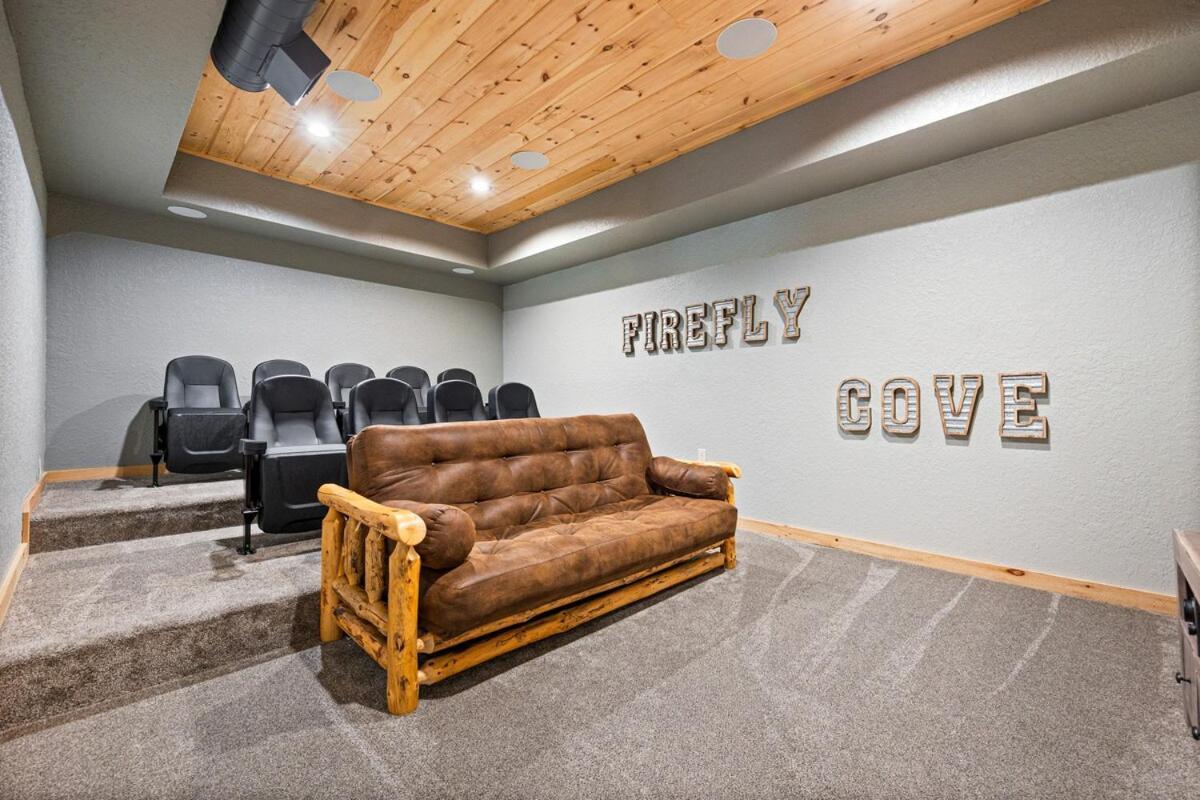 Willa Firefly Cove - Private Theater And Mountain Views! Sevierville Zewnętrze zdjęcie